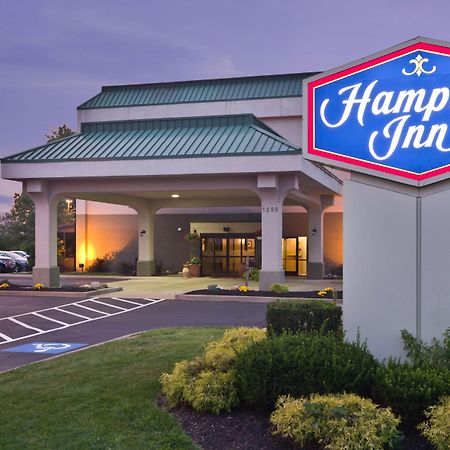 Hampton Inn New Philadelphia Exteriör bild