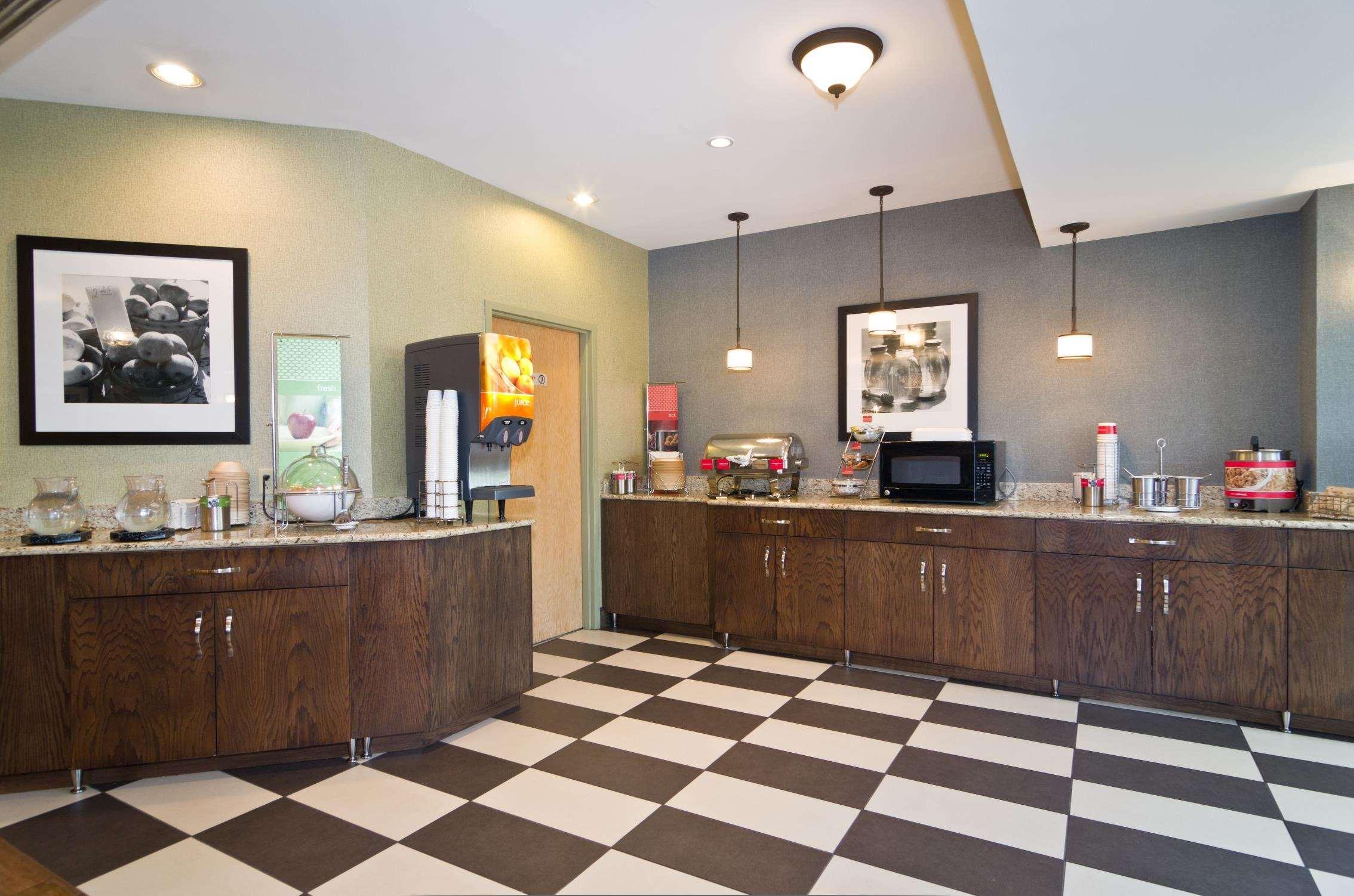 Hampton Inn New Philadelphia Exteriör bild
