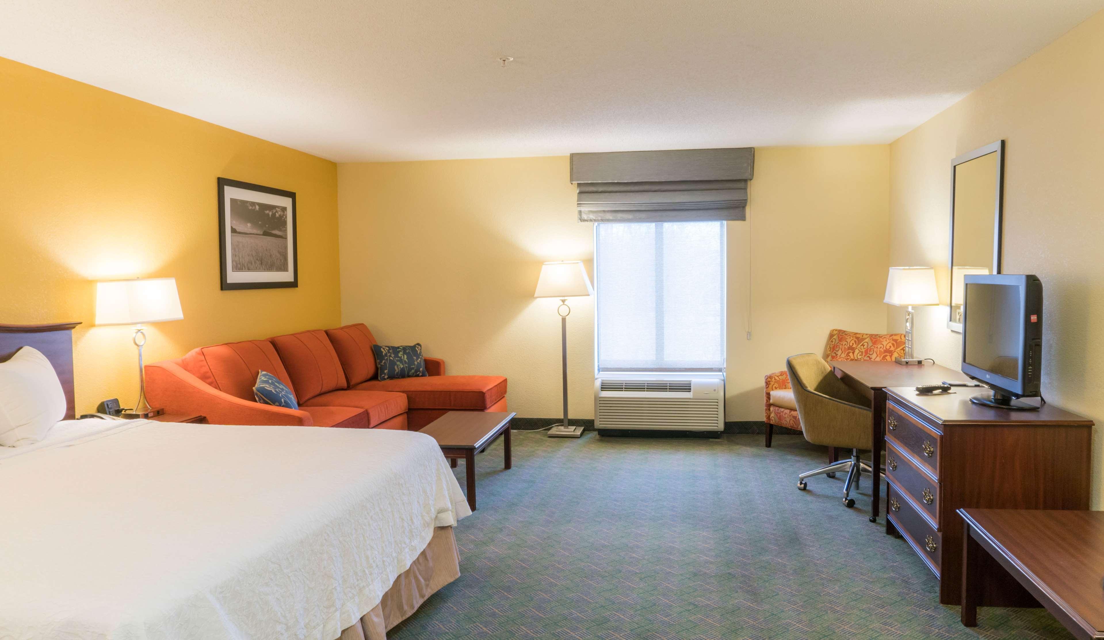Hampton Inn New Philadelphia Exteriör bild