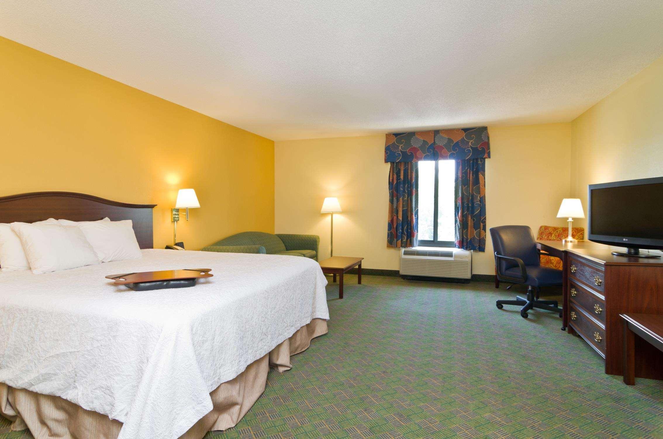Hampton Inn New Philadelphia Exteriör bild