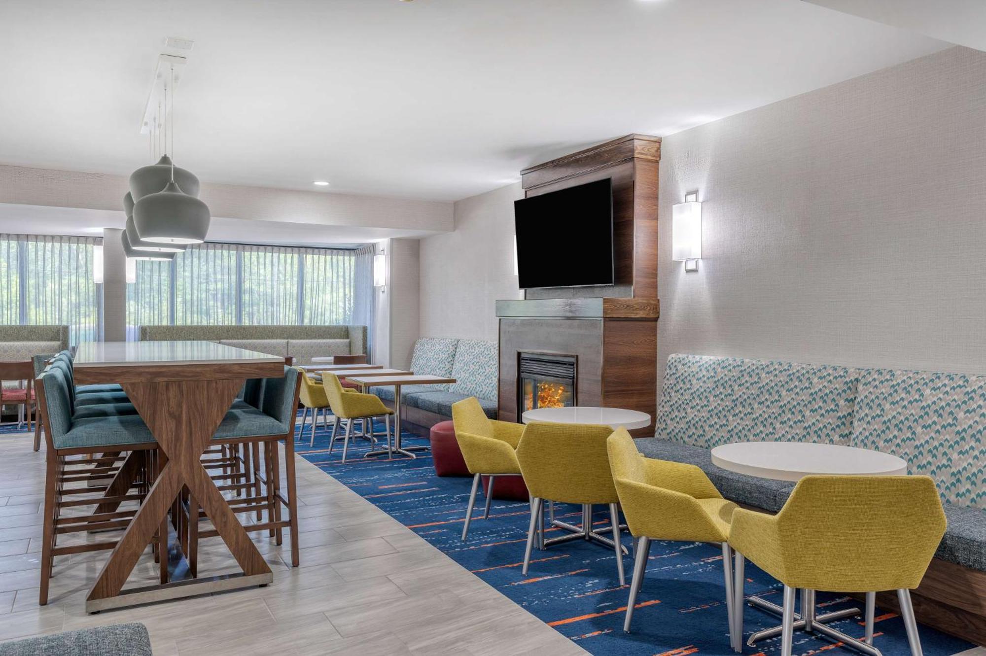 Hampton Inn New Philadelphia Exteriör bild