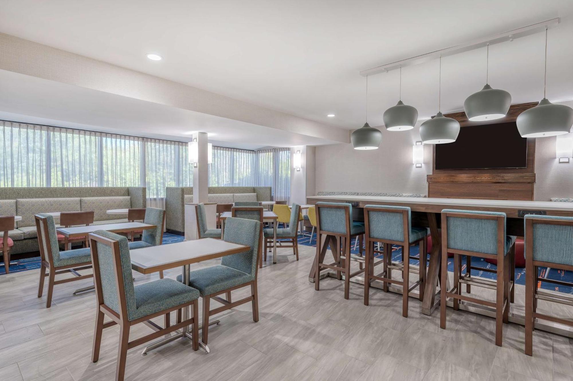 Hampton Inn New Philadelphia Exteriör bild